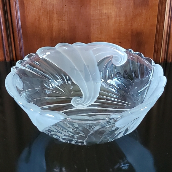 🌊 10 1/2" Large Crystal Ocean Waves 🌊 Bowl by Crystal Clear Studios Japan - Picture 10 of 15